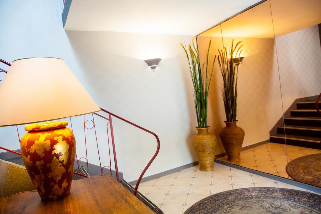 Hostellerie De Bretonniere - Groupe Logis Hotels Beaune  Exterior foto
